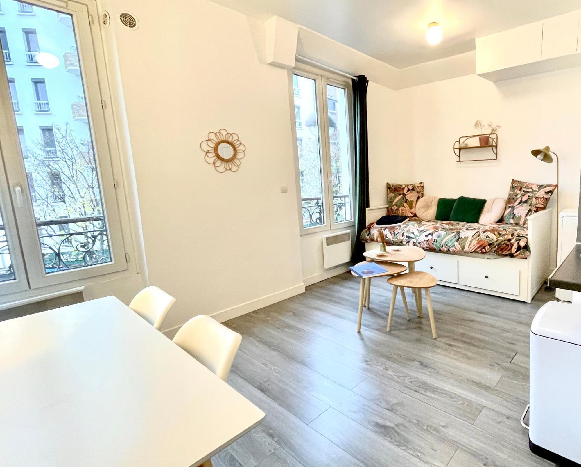 Charming Bright Sunny Studio Near Canal St Martin Paris Extérieur photo